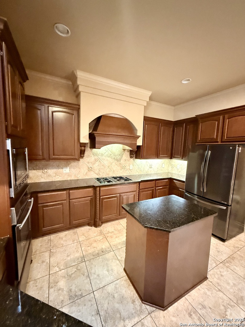 215 Evans Oak San Antonio TX 78260