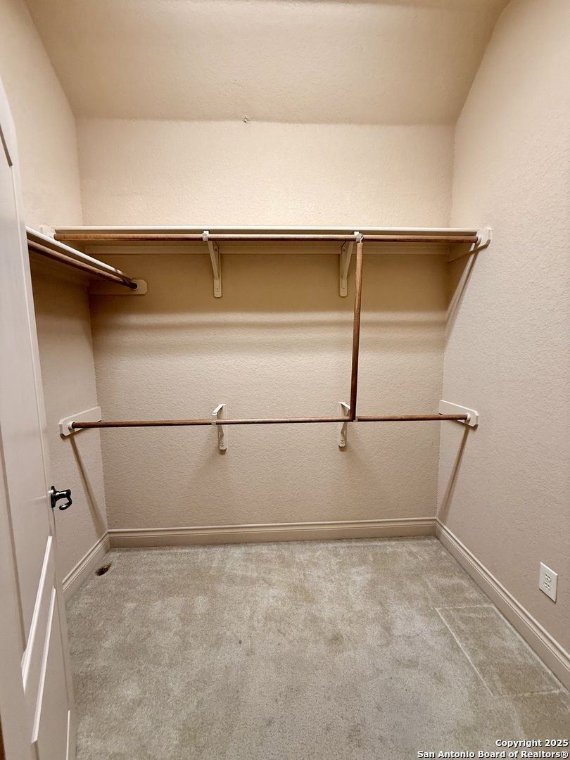 215 Evans Oak San Antonio TX 78260