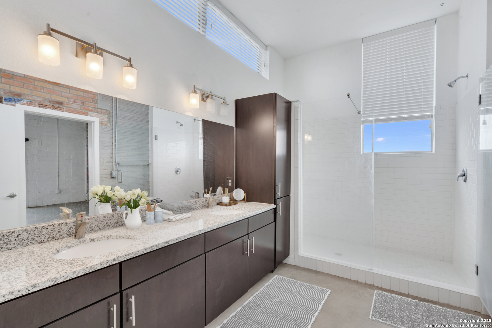 939 S Frio Street San Antonio TX 78207