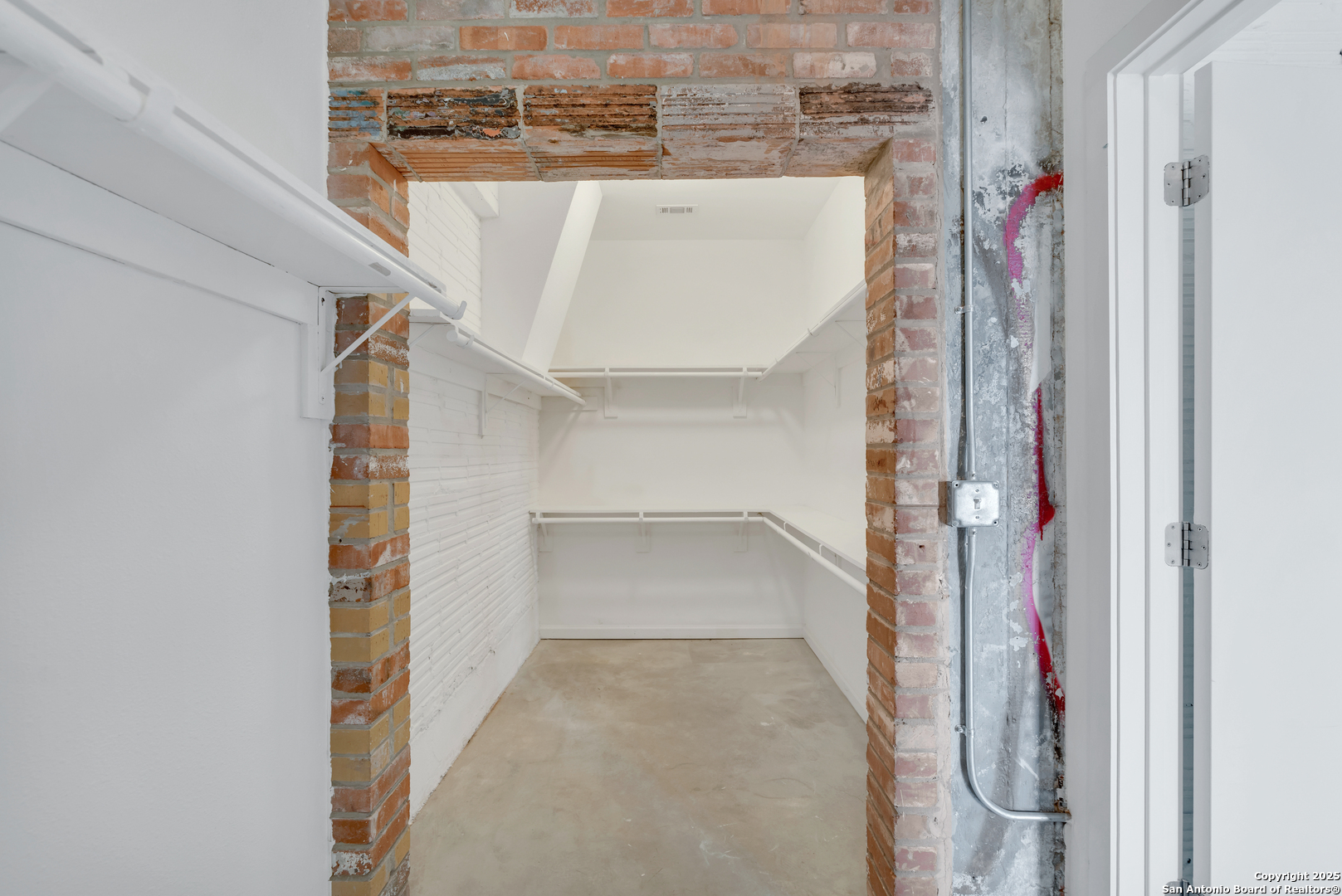 939 S Frio Street San Antonio TX 78207