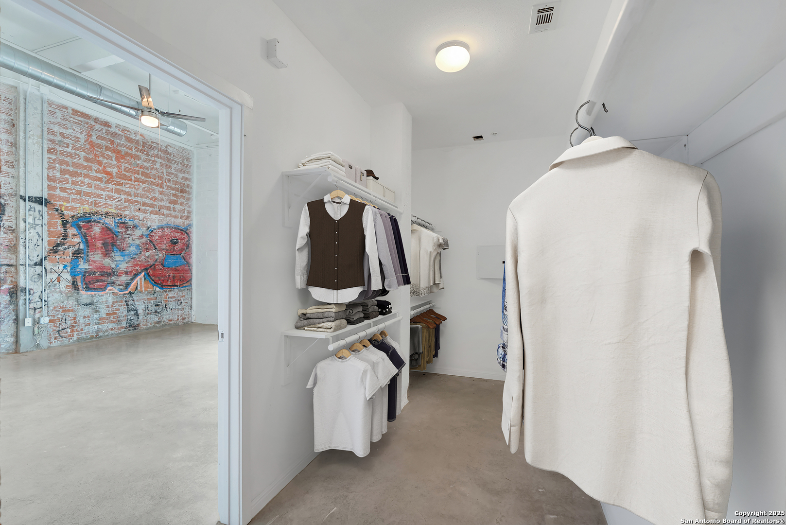 939 S Frio Street San Antonio TX 78207