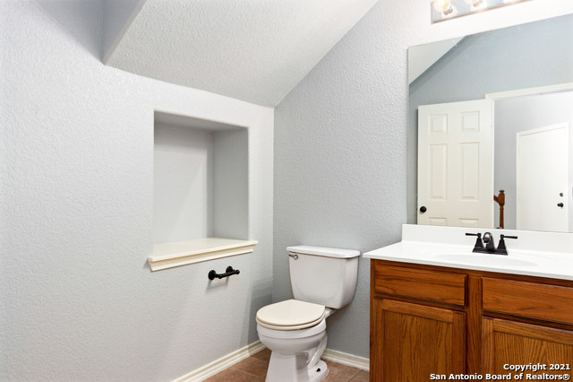 21503 Dion Village San Antonio TX 78258