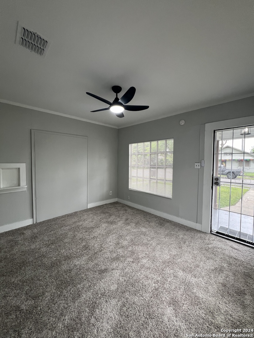124 Wiggins Place San Antonio TX 78214