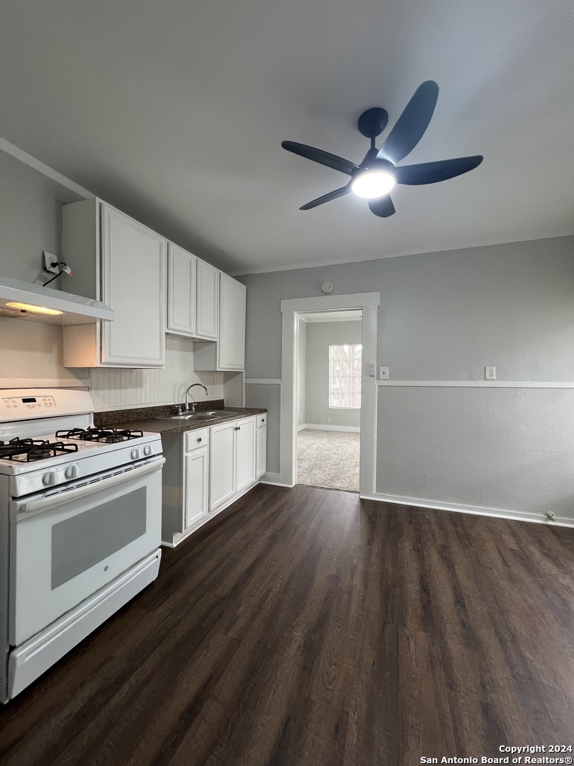 124 Wiggins Place San Antonio TX 78214
