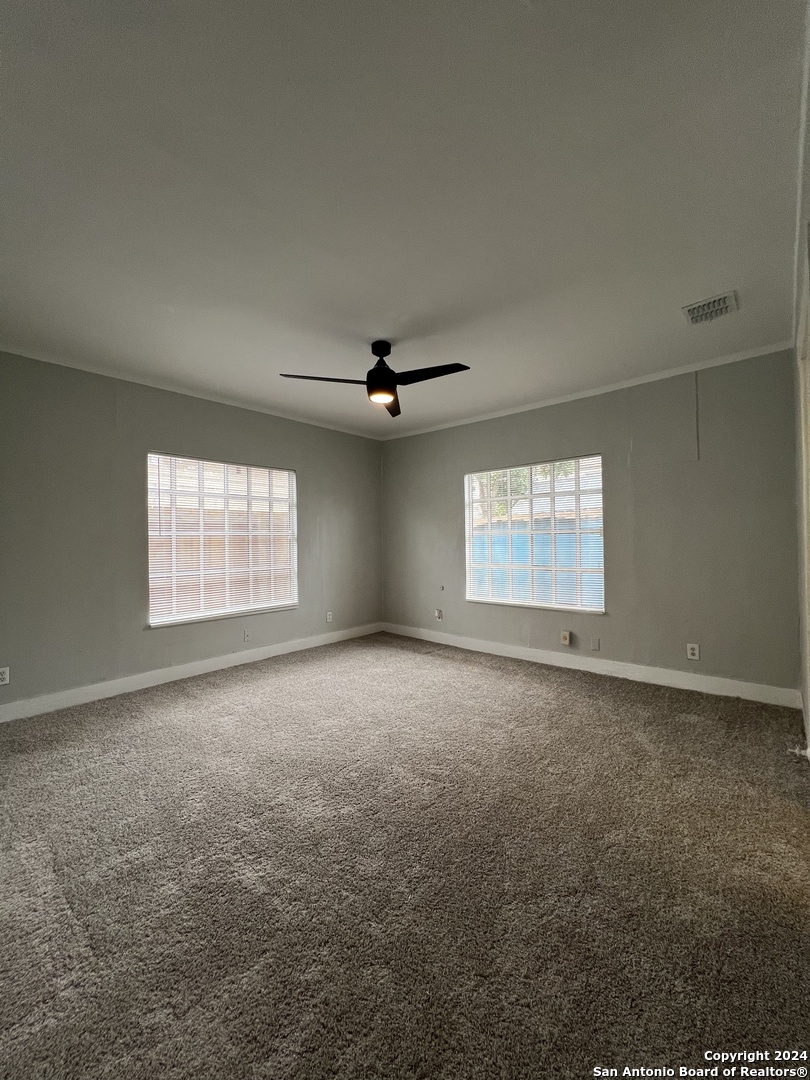 124 Wiggins Place San Antonio TX 78214