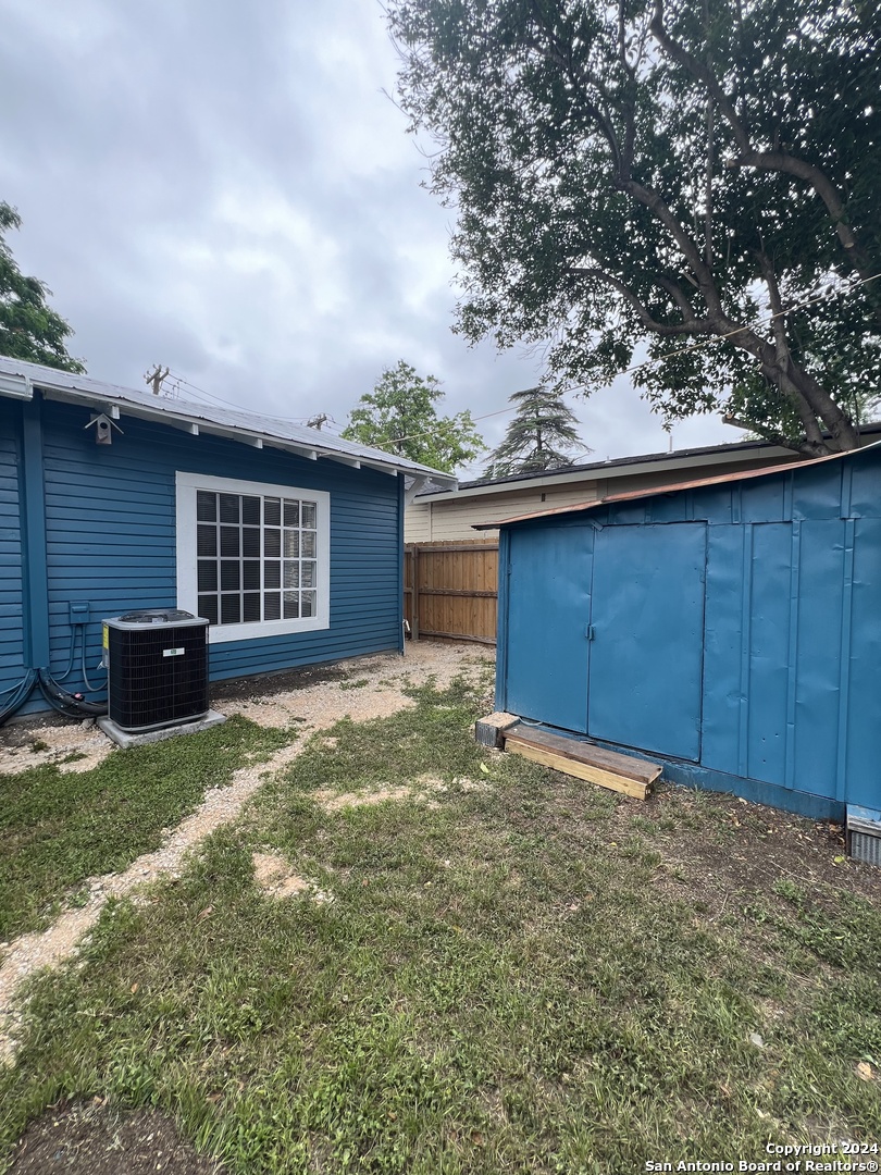124 Wiggins Place San Antonio TX 78214