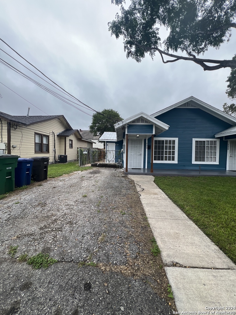 124 Wiggins Place San Antonio TX 78214