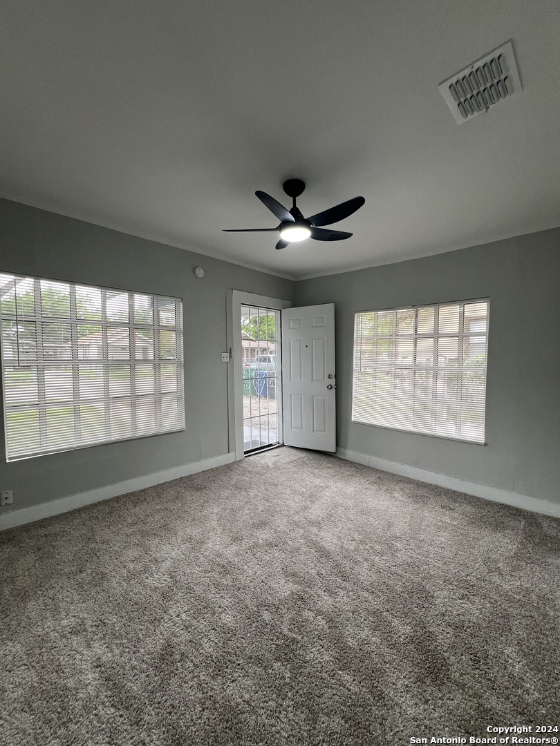 124 Wiggins Place San Antonio TX 78214