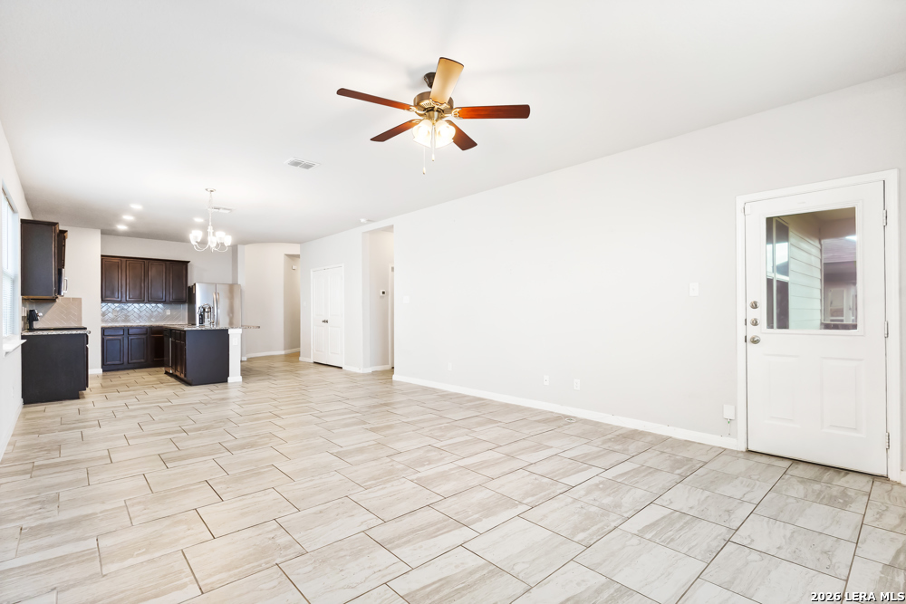 9122 Portobello Way Converse TX 78109