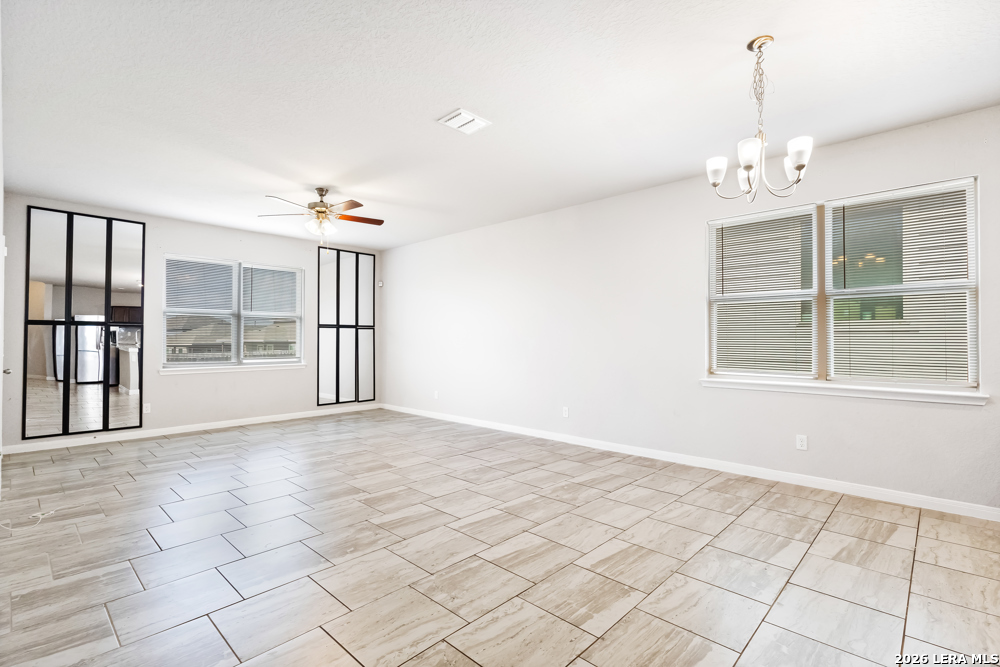 9122 Portobello Way Converse TX 78109