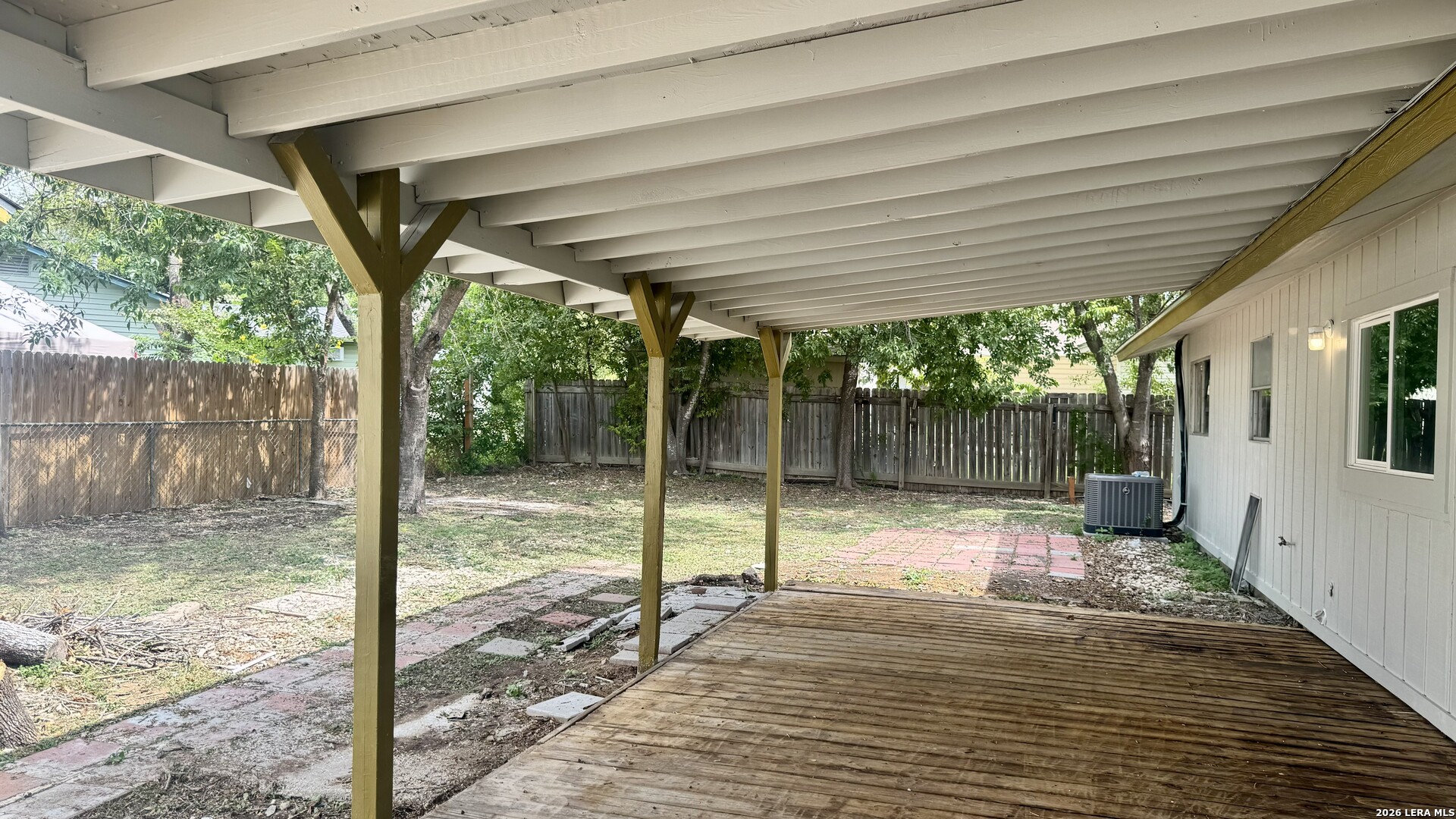 9411 Stones River Drive San Antonio TX 78245