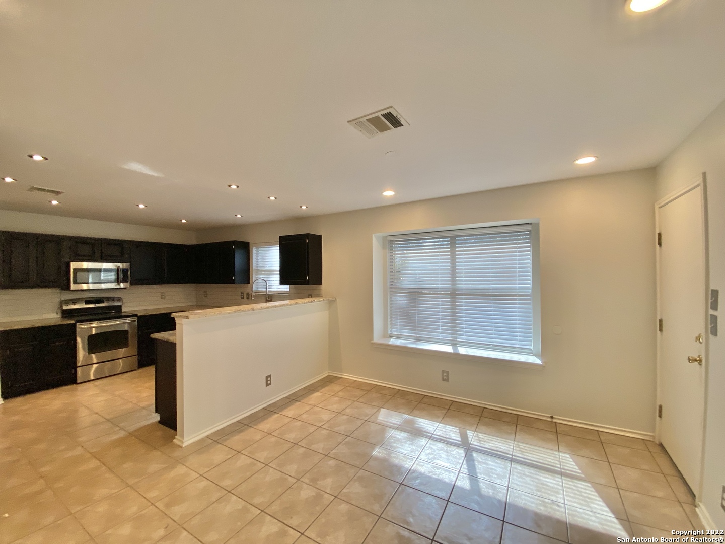9338 Bartlett Falls San Antonio TX 78250