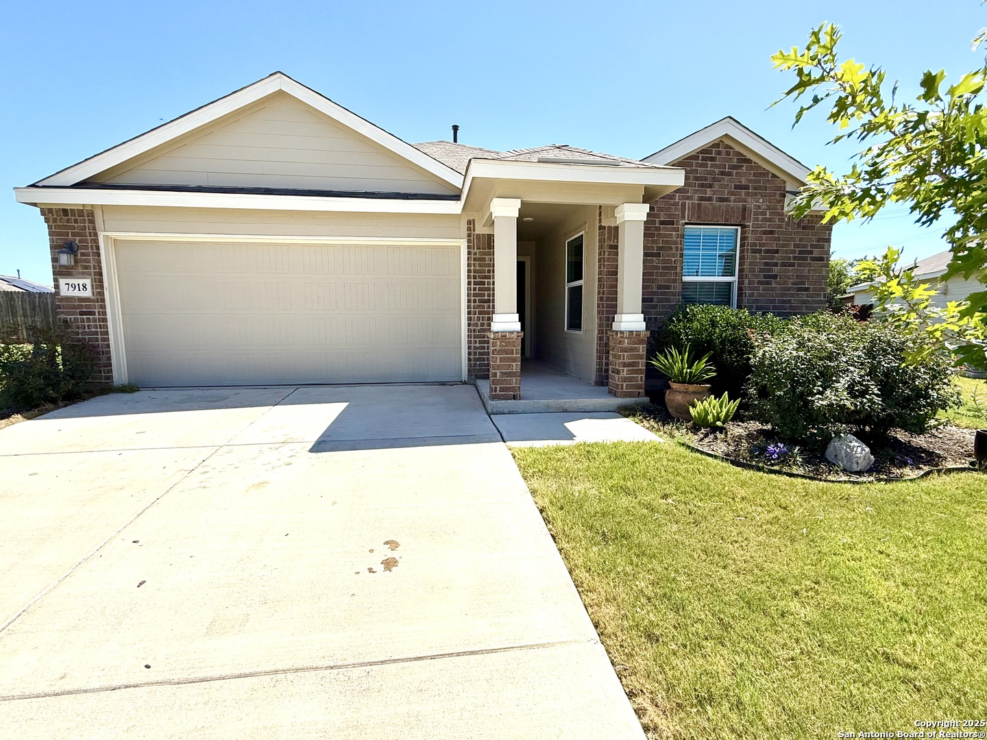 7918 Dovers Den San Antonio TX 78253