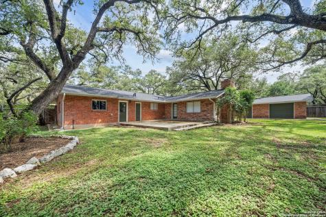 202 Donella Drive Hollywood Park TX 78232