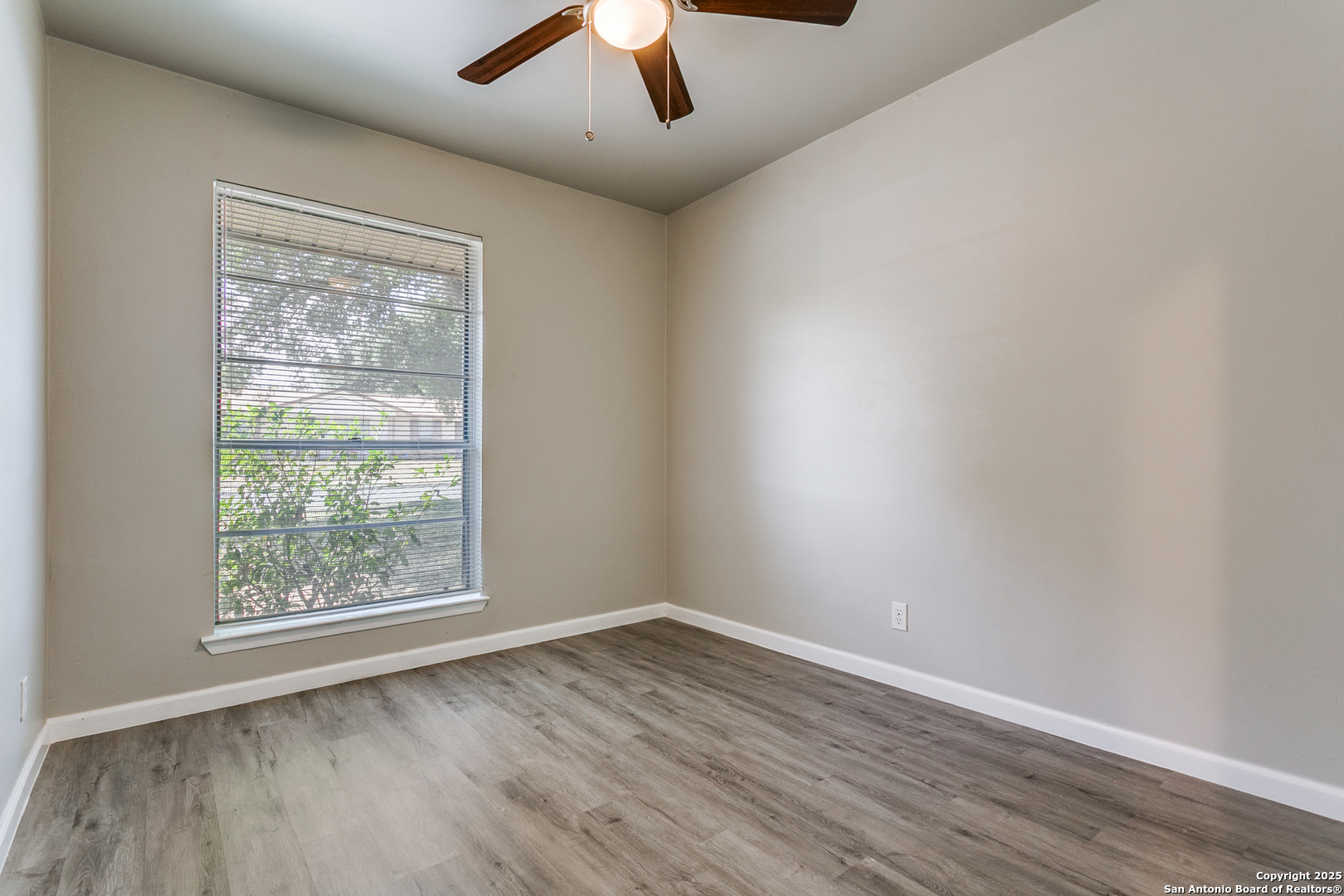 8010 Lake Forest San Antonio TX 78239