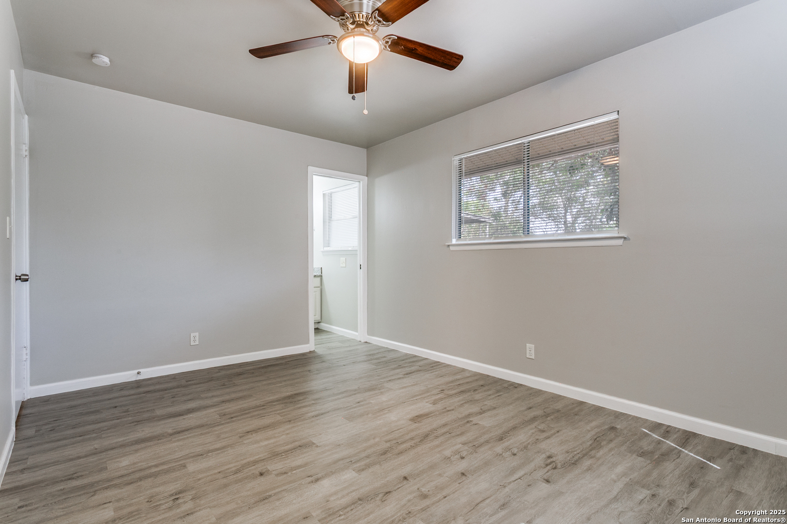 8010 Lake Forest San Antonio TX 78239