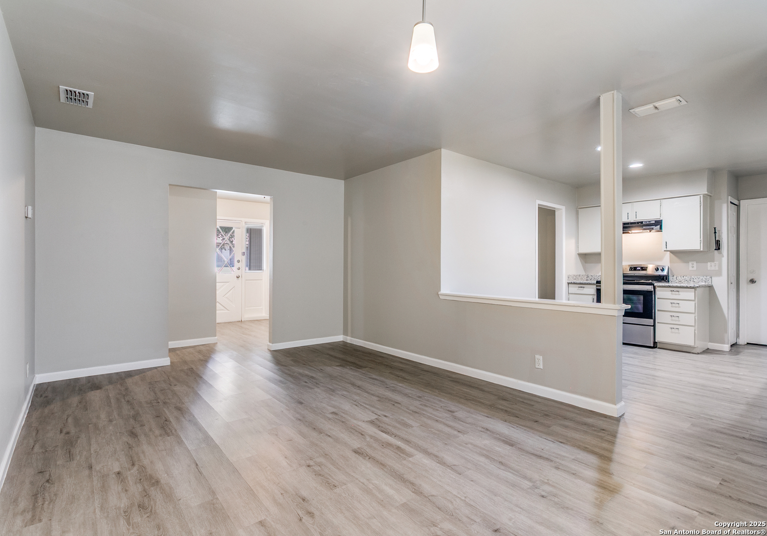 8010 Lake Forest San Antonio TX 78239