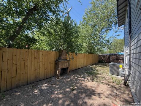 312 Avondale San Antonio TX 78223