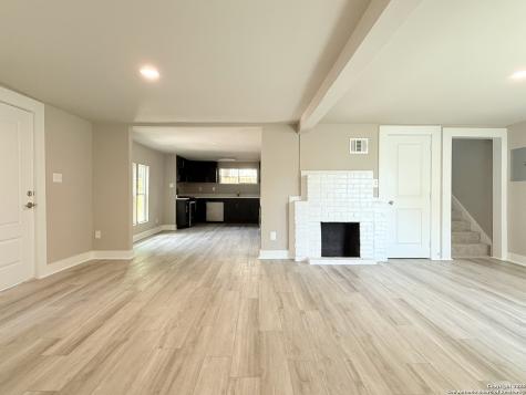 312 Avondale San Antonio TX 78223
