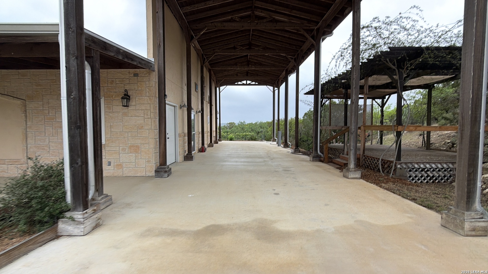 499 Saddleback Ridge Trail Bandera TX 78003