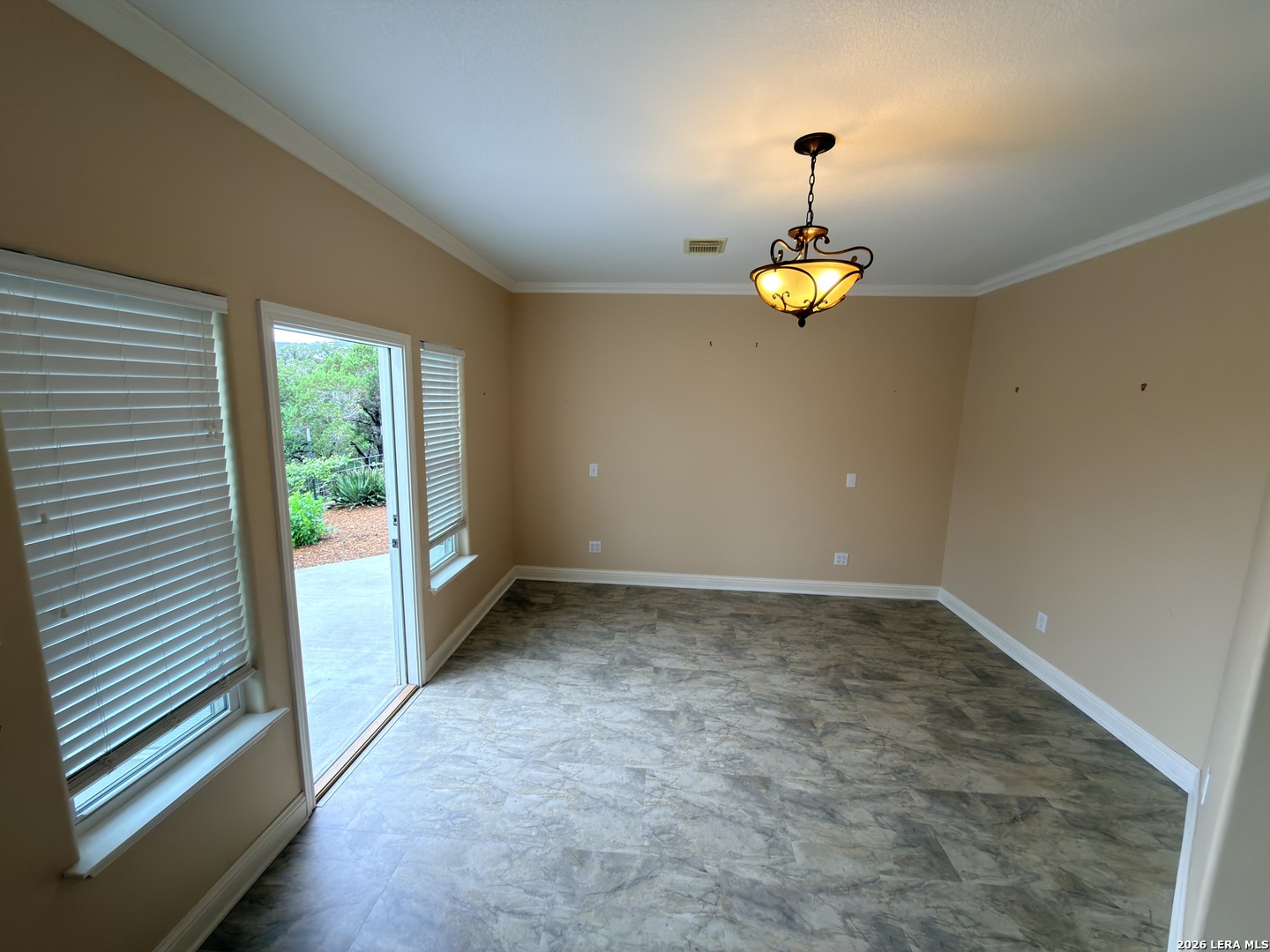 499 Saddleback Ridge Trail Bandera TX 78003