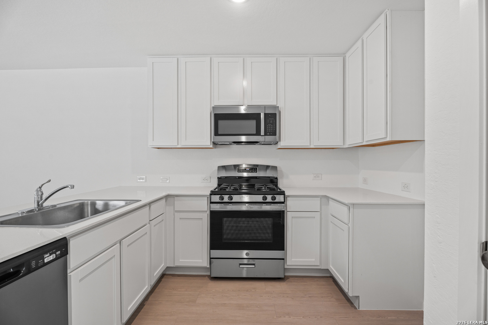 430 Argyle Hill San Antonio TX 78227