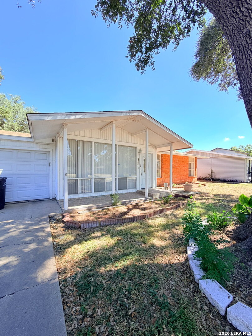 4503 Eisenhauer San Antonio TX 78218