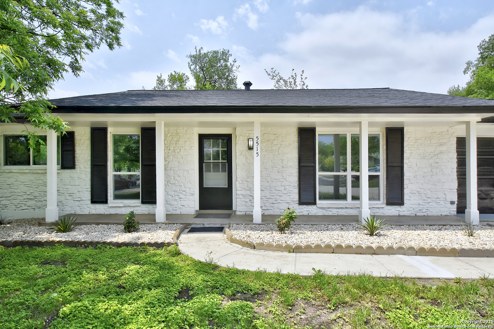 5515 W Rolling Ridge Drive San Antonio TX 78228