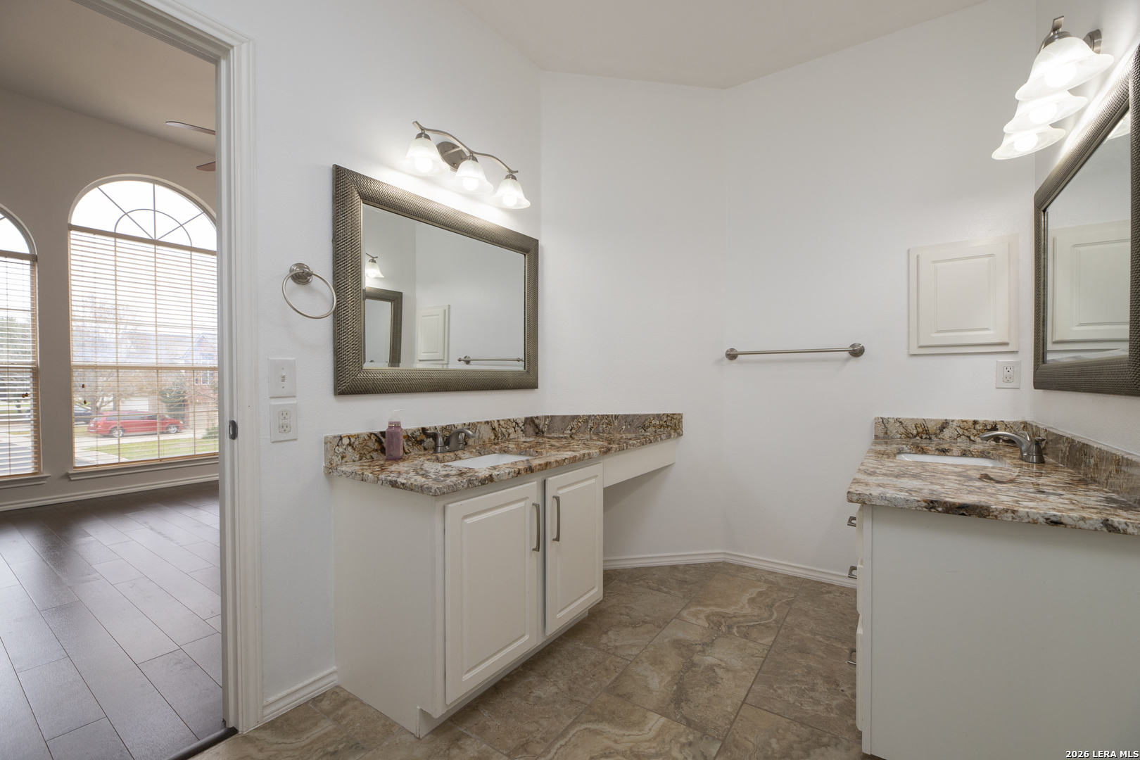 1326 Arrow Spring San Antonio TX 78258