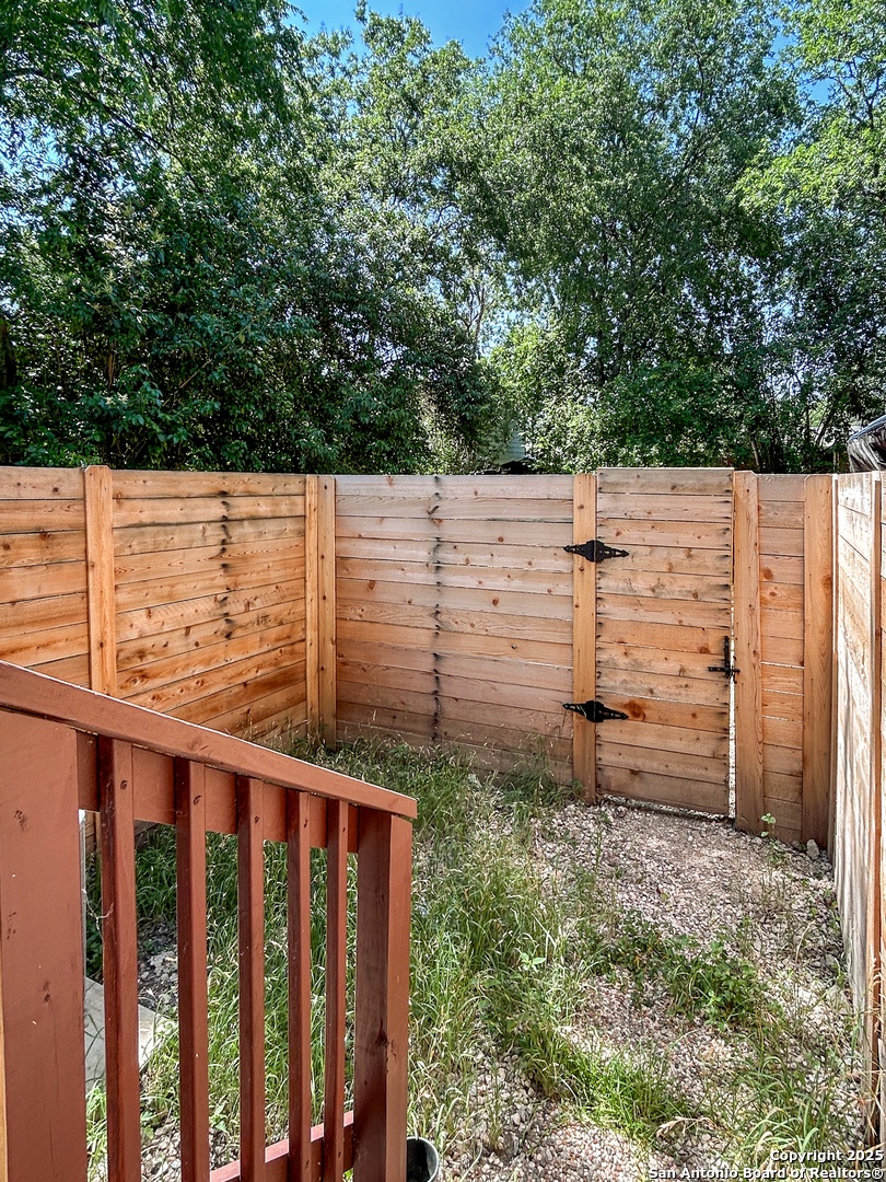 438 Gulf San Antonio TX 78202