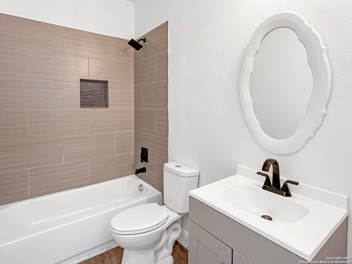 438 Gulf San Antonio TX 78202