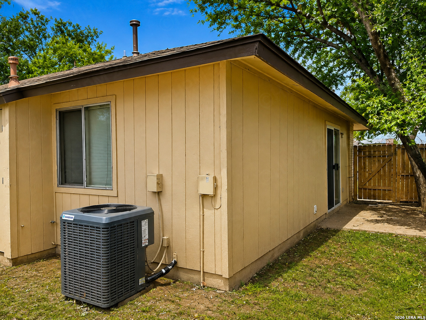8873 Meadow Trace Street San Antonio TX 78250