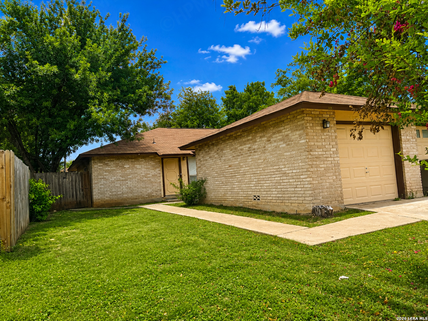 8873 Meadow Trace Street San Antonio TX 78250