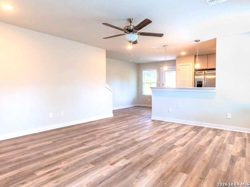 172 Bonnie Bend San Antonio TX 78253
