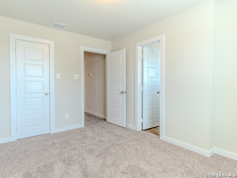 172 Bonnie Bend San Antonio TX 78253