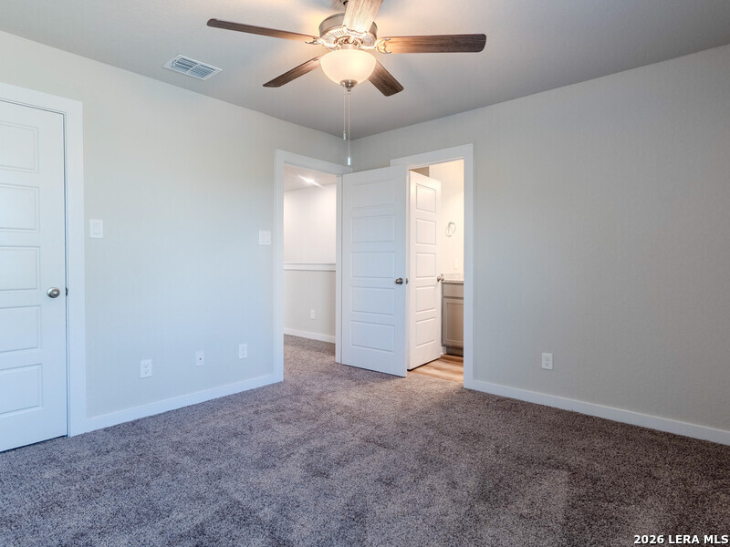 172 Bonnie Bend San Antonio TX 78253