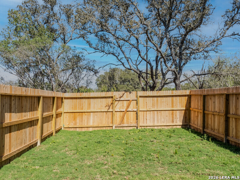 172 Bonnie Bend San Antonio TX 78253