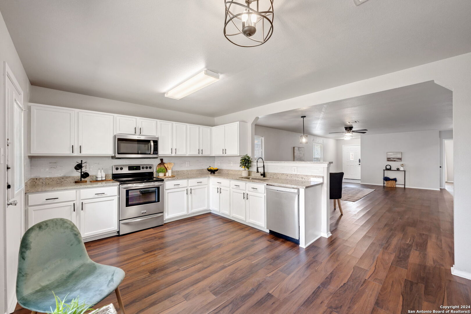 125 Pointe Loop Cibolo TX 78108