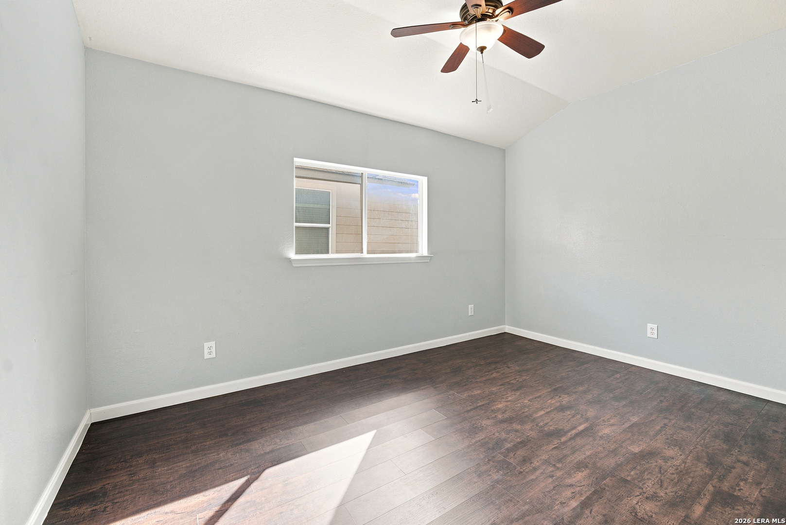 5107 Badland Beacon Converse TX 78109