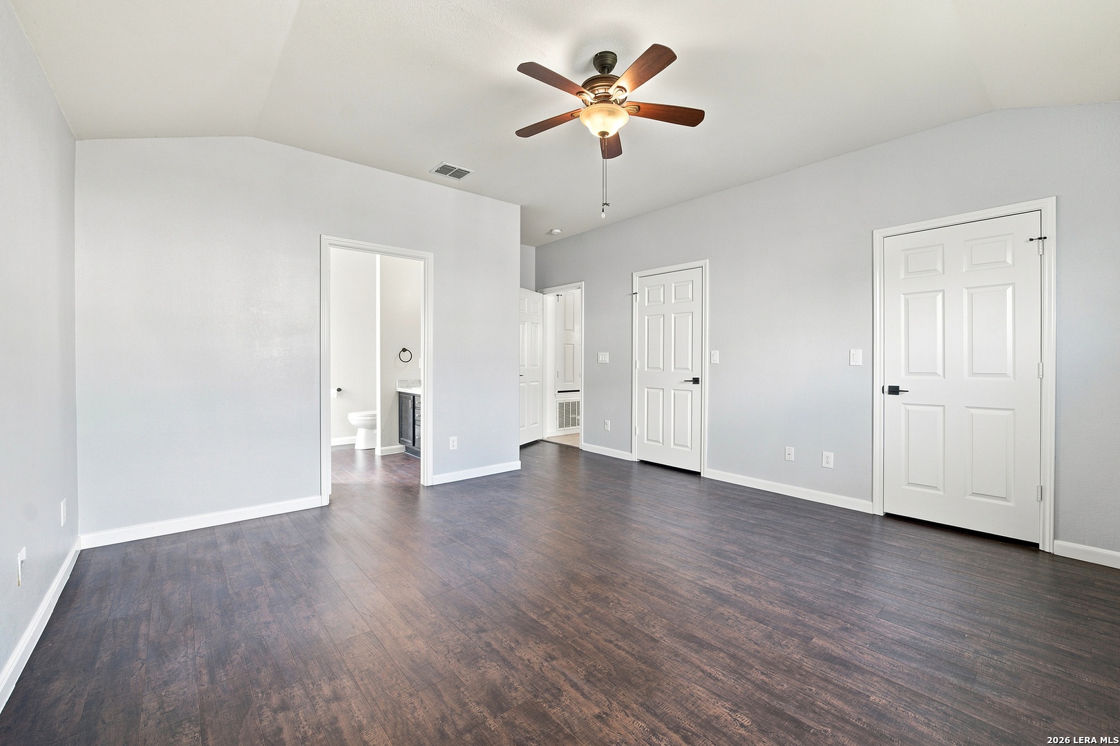 5107 Badland Beacon Converse TX 78109