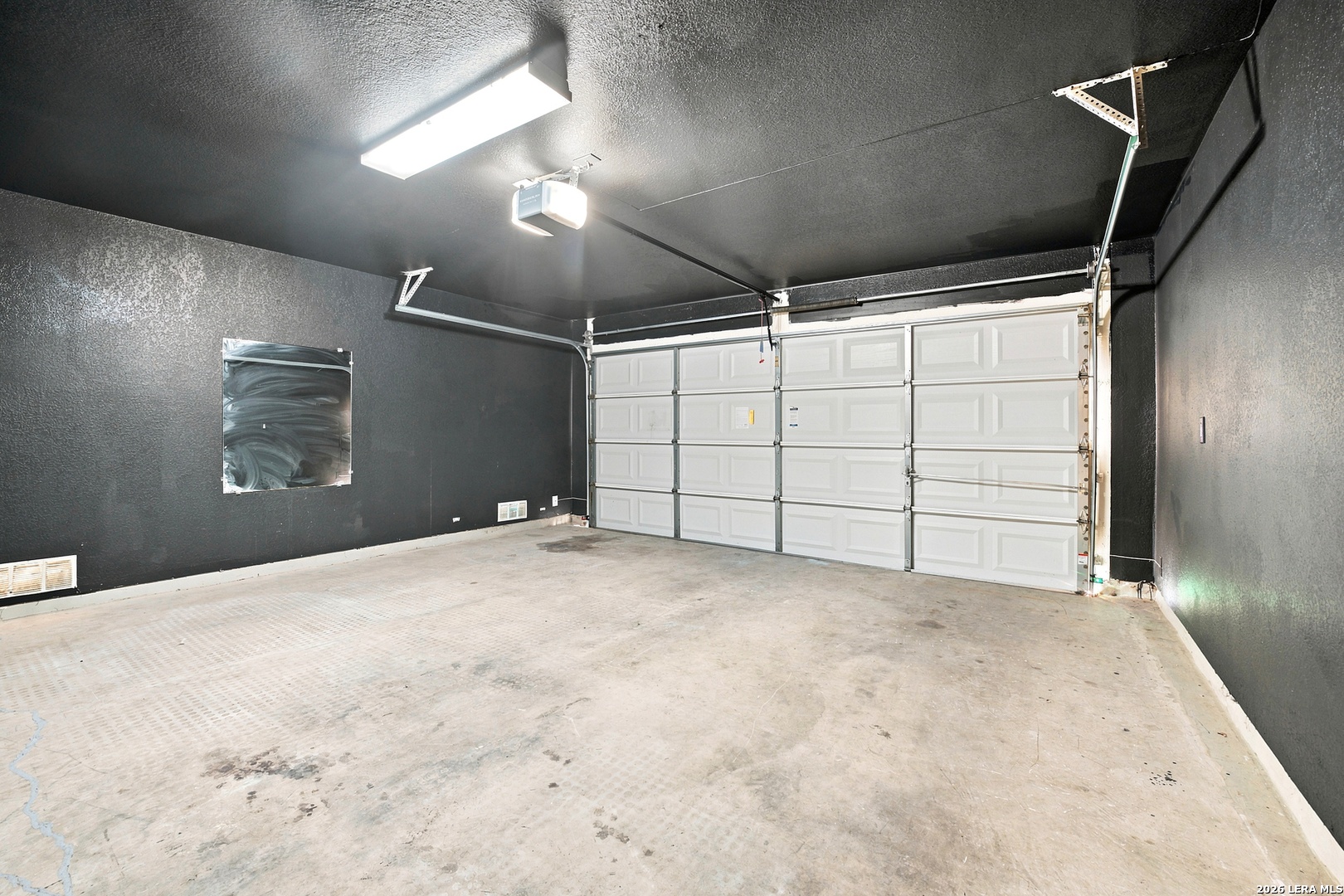 5107 Badland Beacon Converse TX 78109