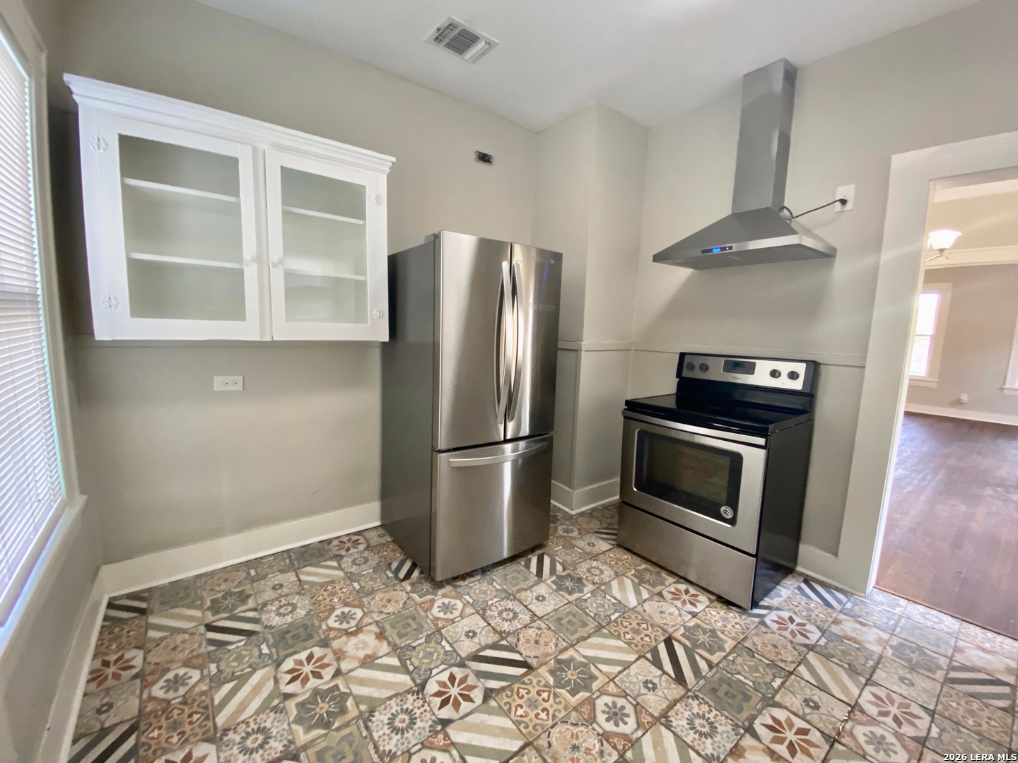 1047 E Highland Boulevard San Antonio TX 78210