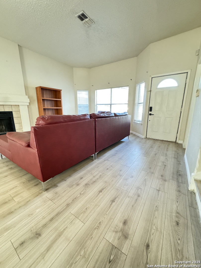 230 Saddlebrook Drive San Antonio TX 78245