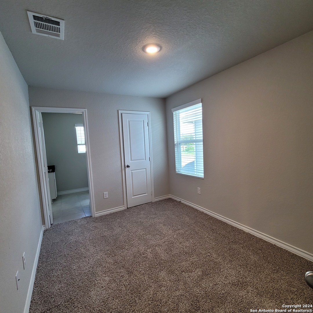 9918 Hazy Bend San Antonio TX 78239