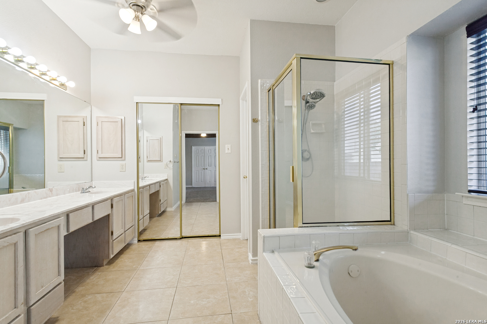 5803 Spring Crown San Antonio TX 78247