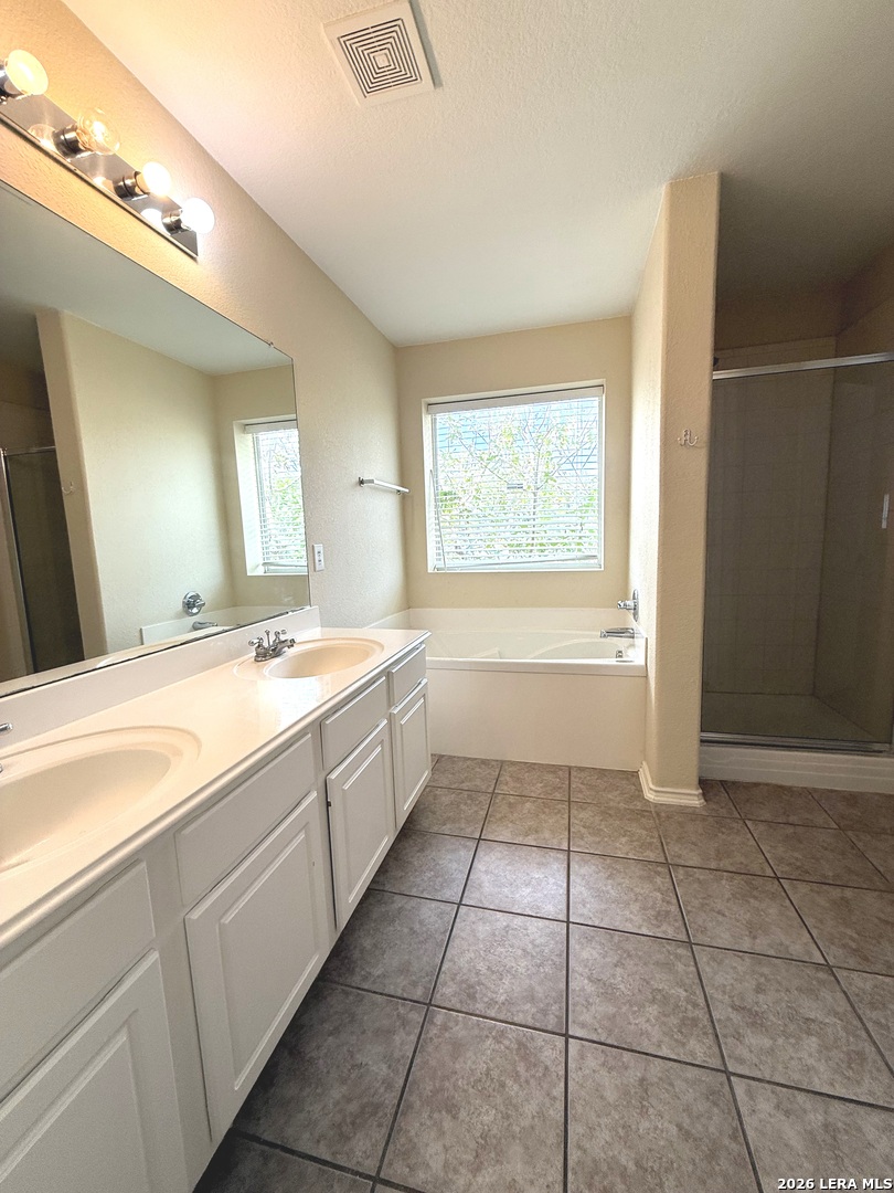 6641 Charles Field San Antonio TX 78238