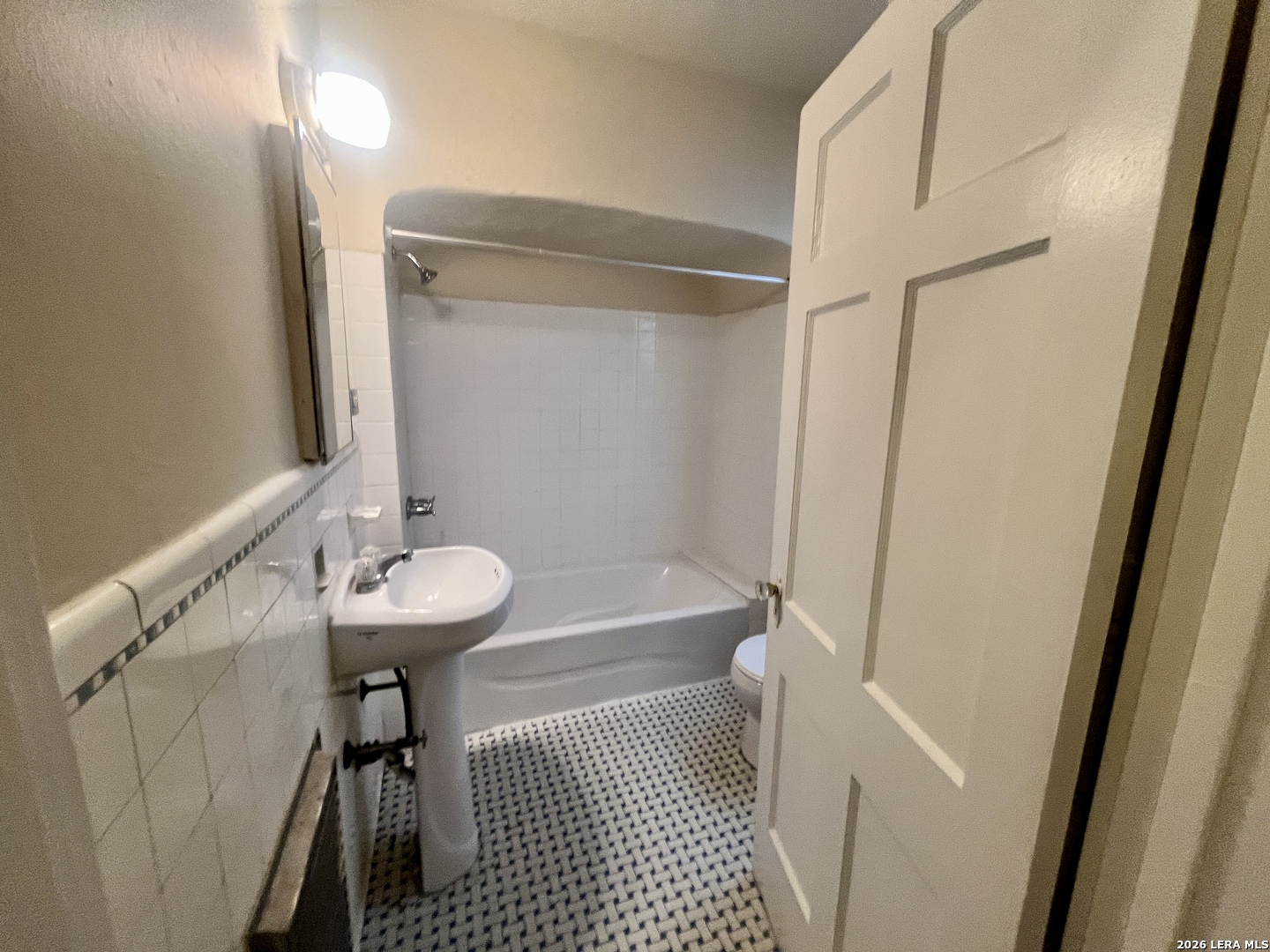 424 E Ashby Place San Antonio TX 78212