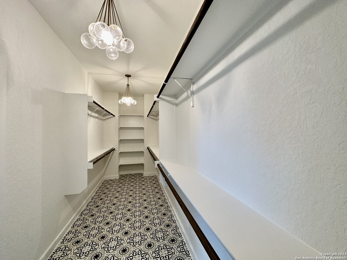 5843 Whitby Road San Antonio TX 78240
