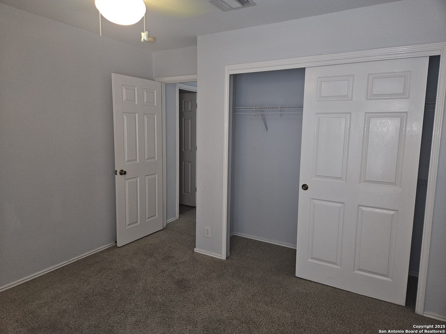 323 Hollow Trail San Antonio TX 78253