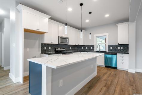 11608 Oak Country Helotes TX 78023